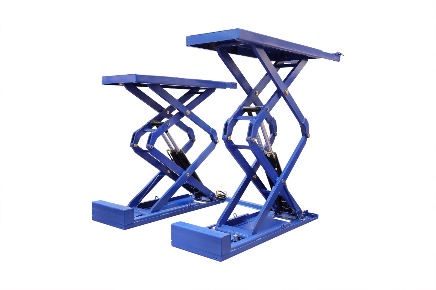 two blue scissor lift